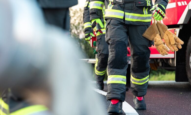 fireman, firefighter, rescue